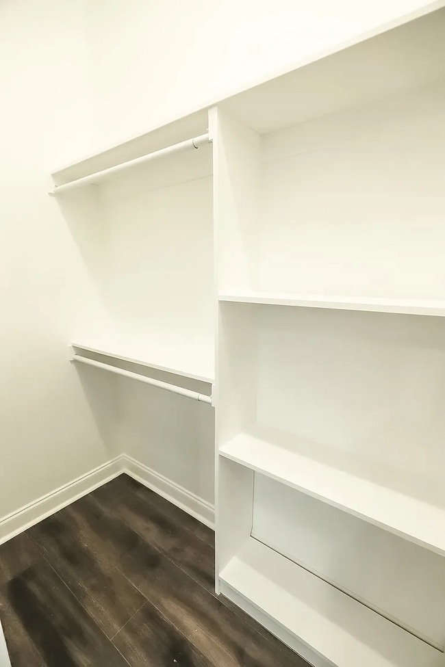 Foto del edificio - 116 Willow Ln