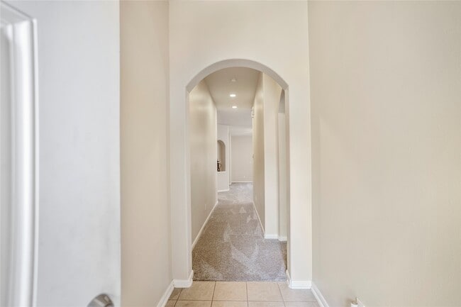 Building Photo - 15954 Cottage Ivy Cir