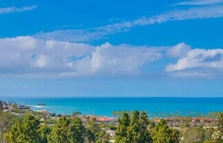 Building Photo - 2500 Torrey Pines Rd