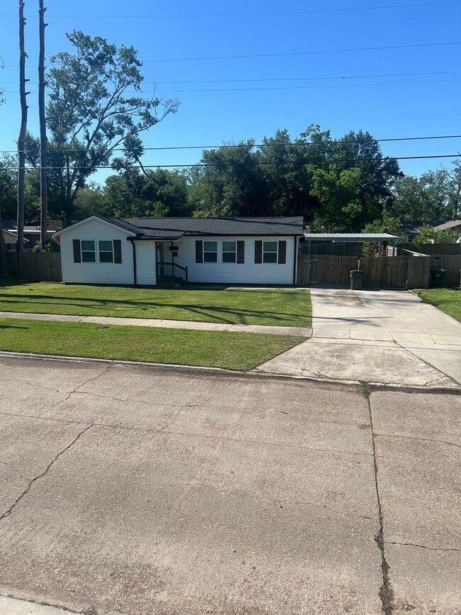 Building Photo - 1610 14th St