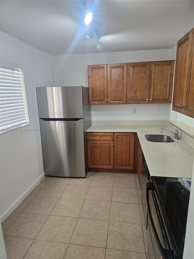Foto del edificio - 8045 SW 107th Ave