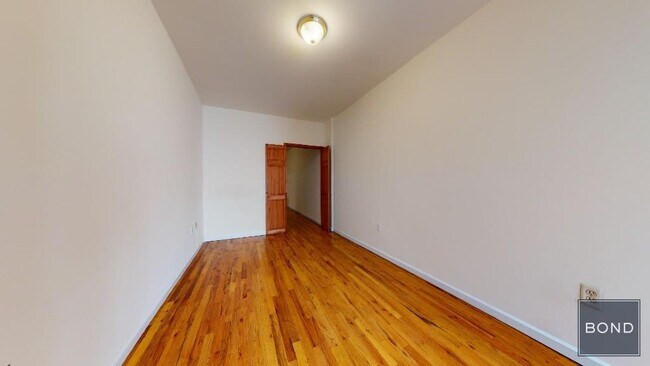 Foto del edificio - 255 W 93rd St