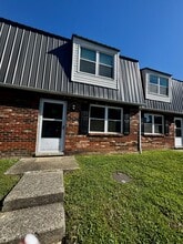 Building Photo - 6820 Linville Dr