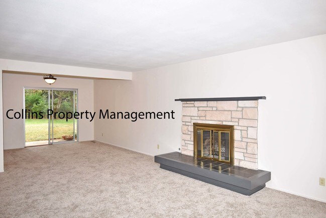 Building Photo - 11363 Via Vista