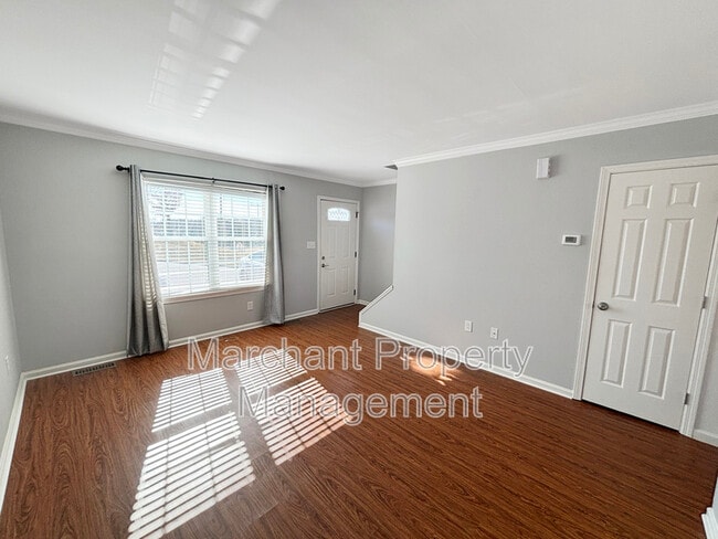 Foto del edificio - 101 Pendleton Ct