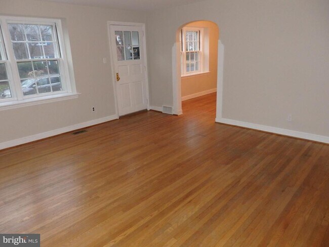 Foto del edificio - 223 Crosshill Rd