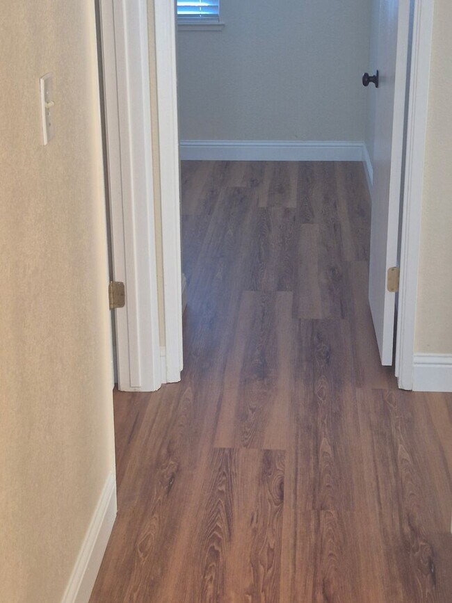 Foto del edificio - Updated 3 Bedroom Home