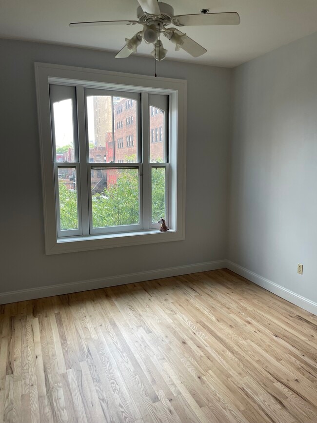 Living Room - 33 Halsey Street