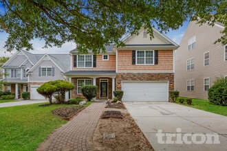 Building Photo - 10759 Traders Ct