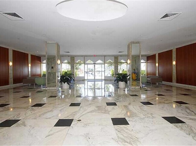 Lobby - 20 Island Ave