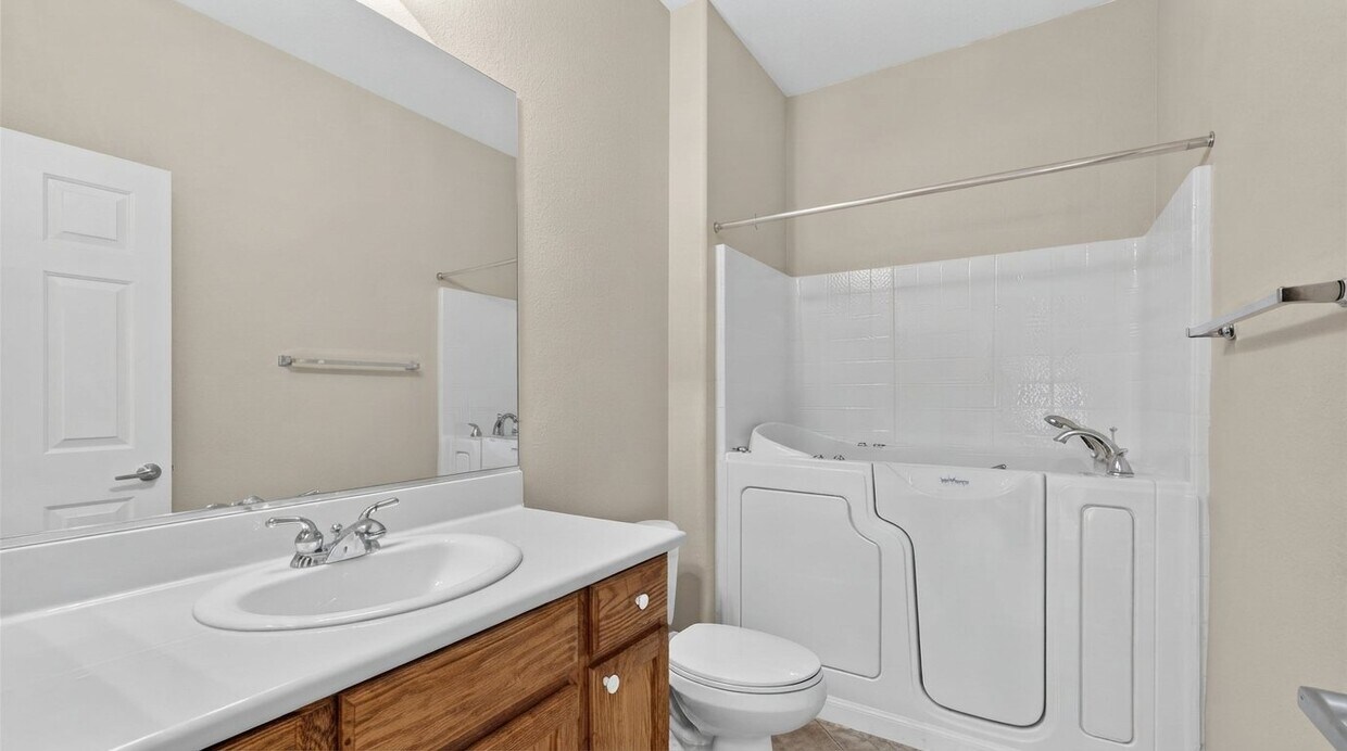 Building Photo - 2156 Marstons Mills Ct