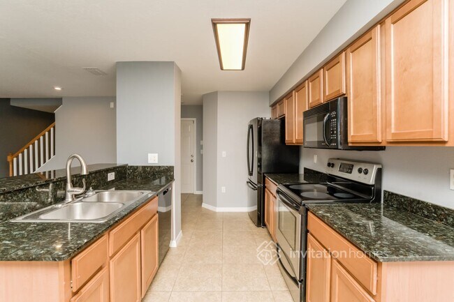 Foto del edificio - 17437 Garden Heath Ct