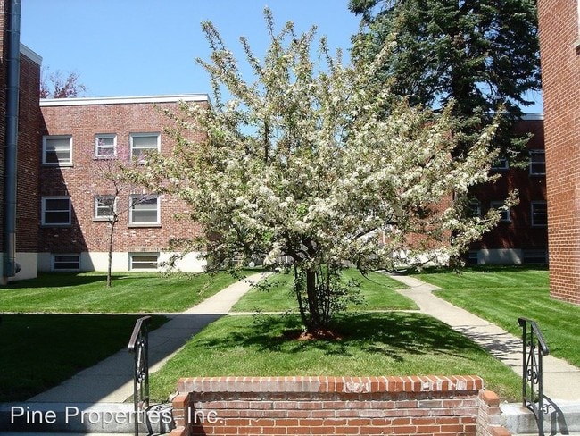 Building Photo - 277 Pine St