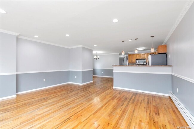 Building Photo - 153-23 109th Dr