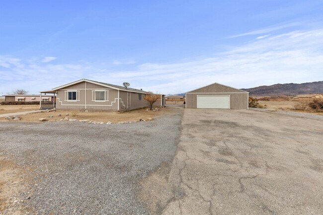 Building Photo - 5690 Manse Rd