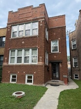 Building Photo - 5653 N Talman Ave