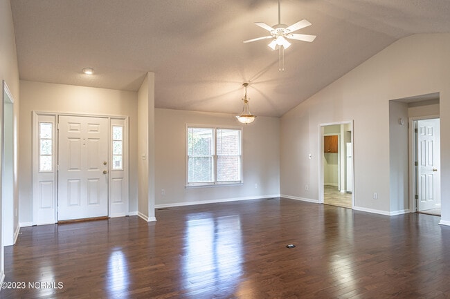 Building Photo - 22 La Quinta Loop