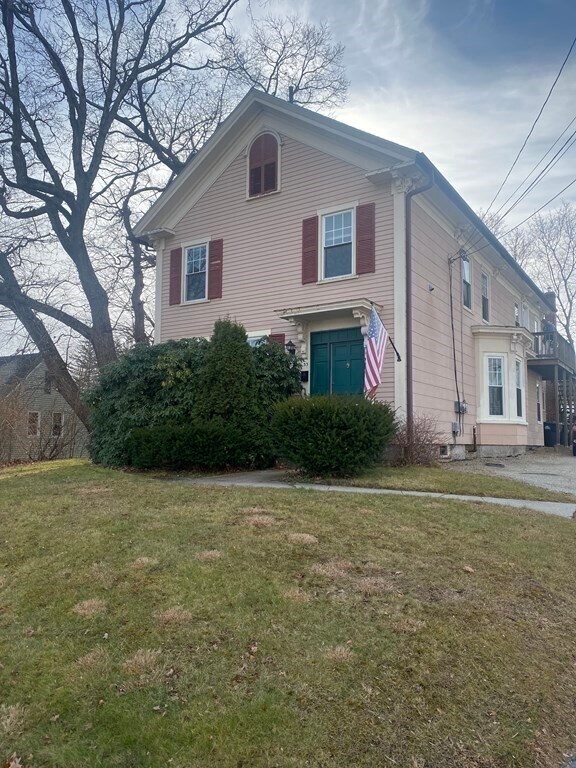Primary Photo - 33 Edwards St