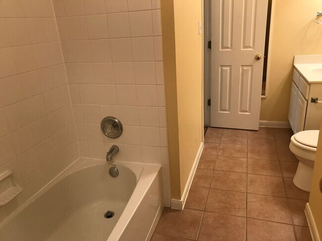 Foto del edificio - Spacious 4 Bedroom Home in Georgetown, TX