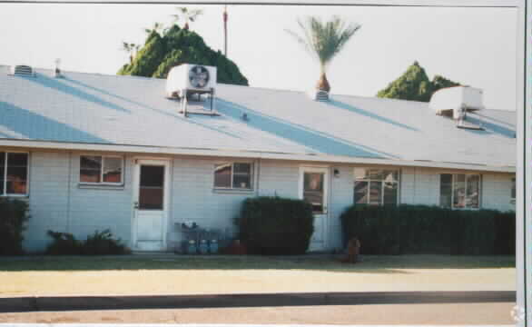 Foto del edificio - 2435-2445 E Campbell Ave