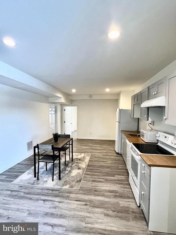 Building Photo - 19917 Knollcross Dr