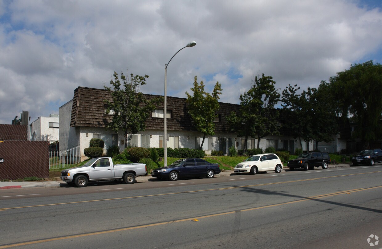 9034 Kenwood Dr, Spring Valley, CA 91977 Apartments in Spring Valley