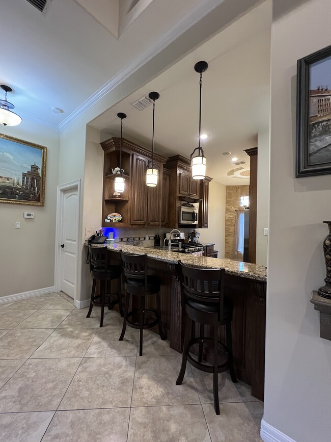 Foto del edificio - 2100 Rice Ave