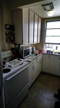 Primary Photo - 1005 E Jefferson St