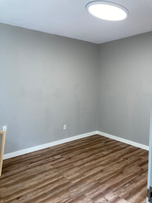 Foto principal - 2335 15th Ave S