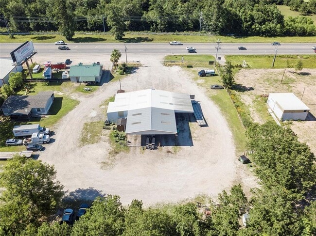 Building Photo - 16362 Hwy 105 E