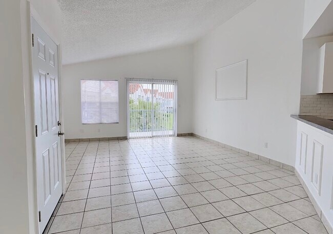 Building Photo - 2552 Woodgate Blvd