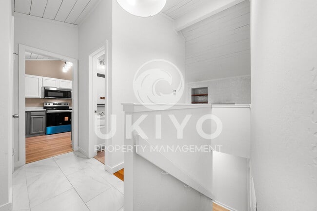 Photo - 8655 Skyline Blvd House