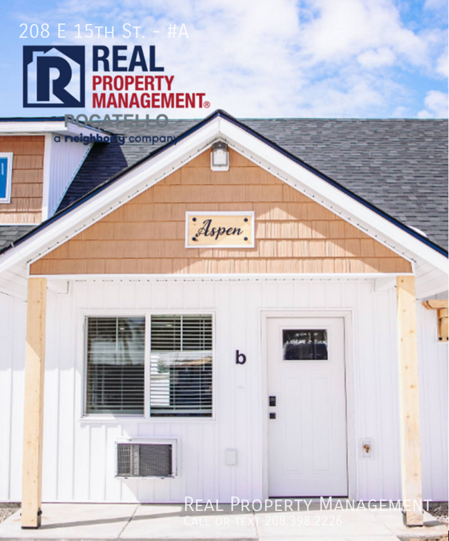Building Photo - Brand New 3 Bedroom 2 Bath Duplex