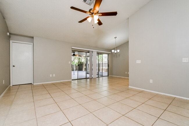 Building Photo - 13656 Laraway Dr