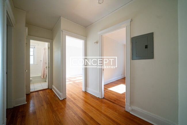 Building Photo - 56 Selkirk Rd