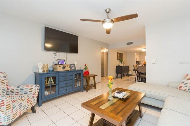 Foto del edificio - 14472 Reuter Strasse Cir