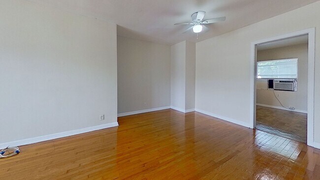Foto del edificio - 2589 Atlantic Blvd