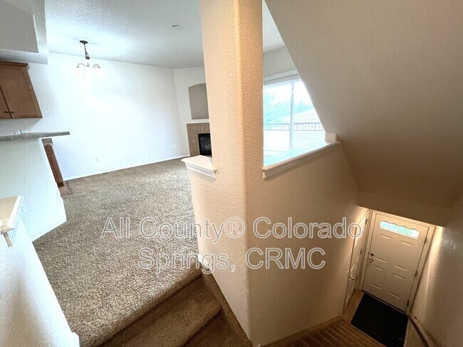 Foto del edificio - 4719 Iron Horse Villas Point