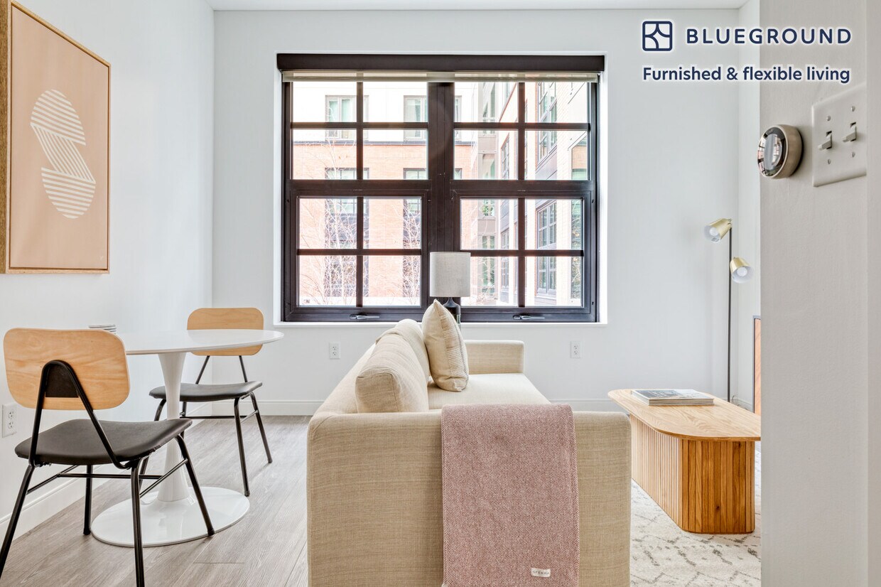 Foto principal - 89 E Dedham St