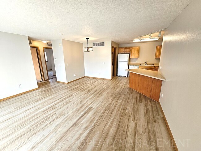 Foto del edificio - 7013 56th St