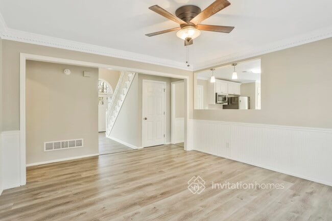 Building Photo - 1285 Channel Park SW