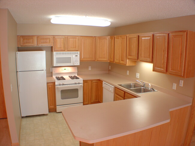 Foto del edificio - 745 County Road D E