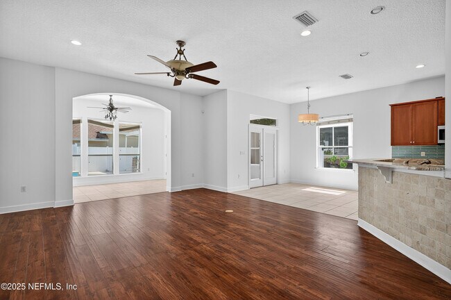 Foto del edificio - 10008 Sifton Ct