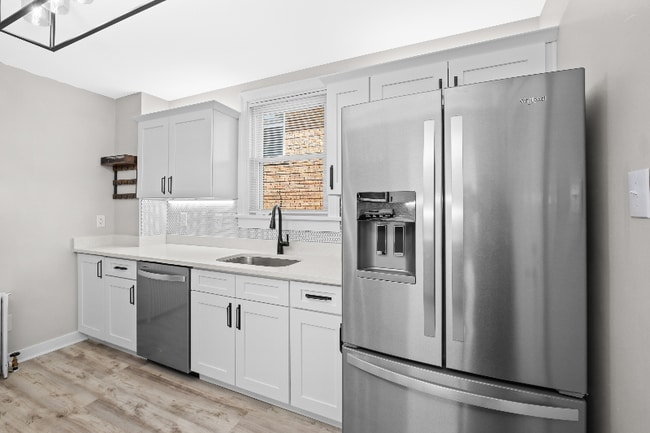 Building Photo - 52 Owendale Ave