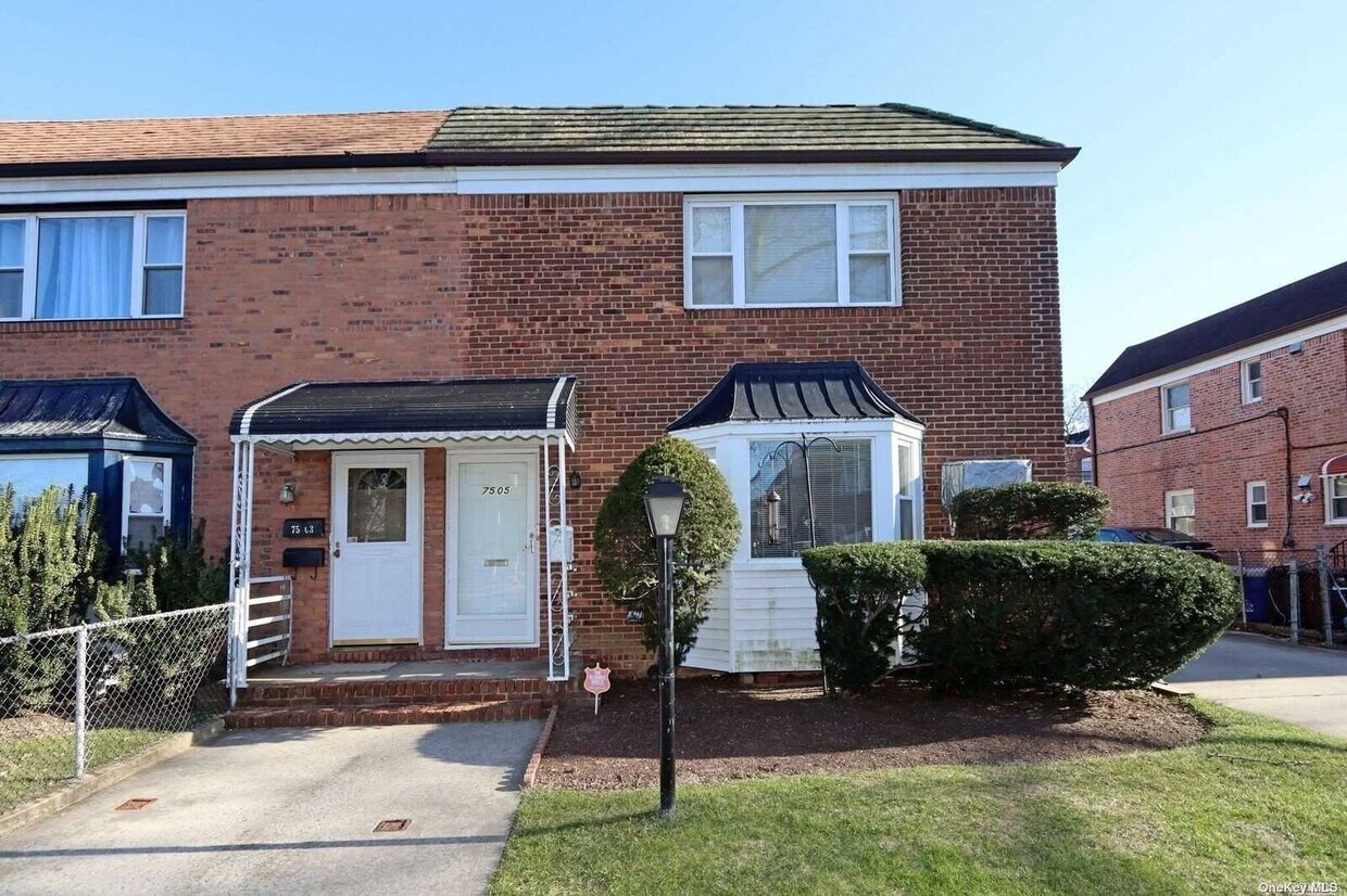 750575197 197th St Unit 2nd Fl, Queens, NY 11366 Apartment for Rent