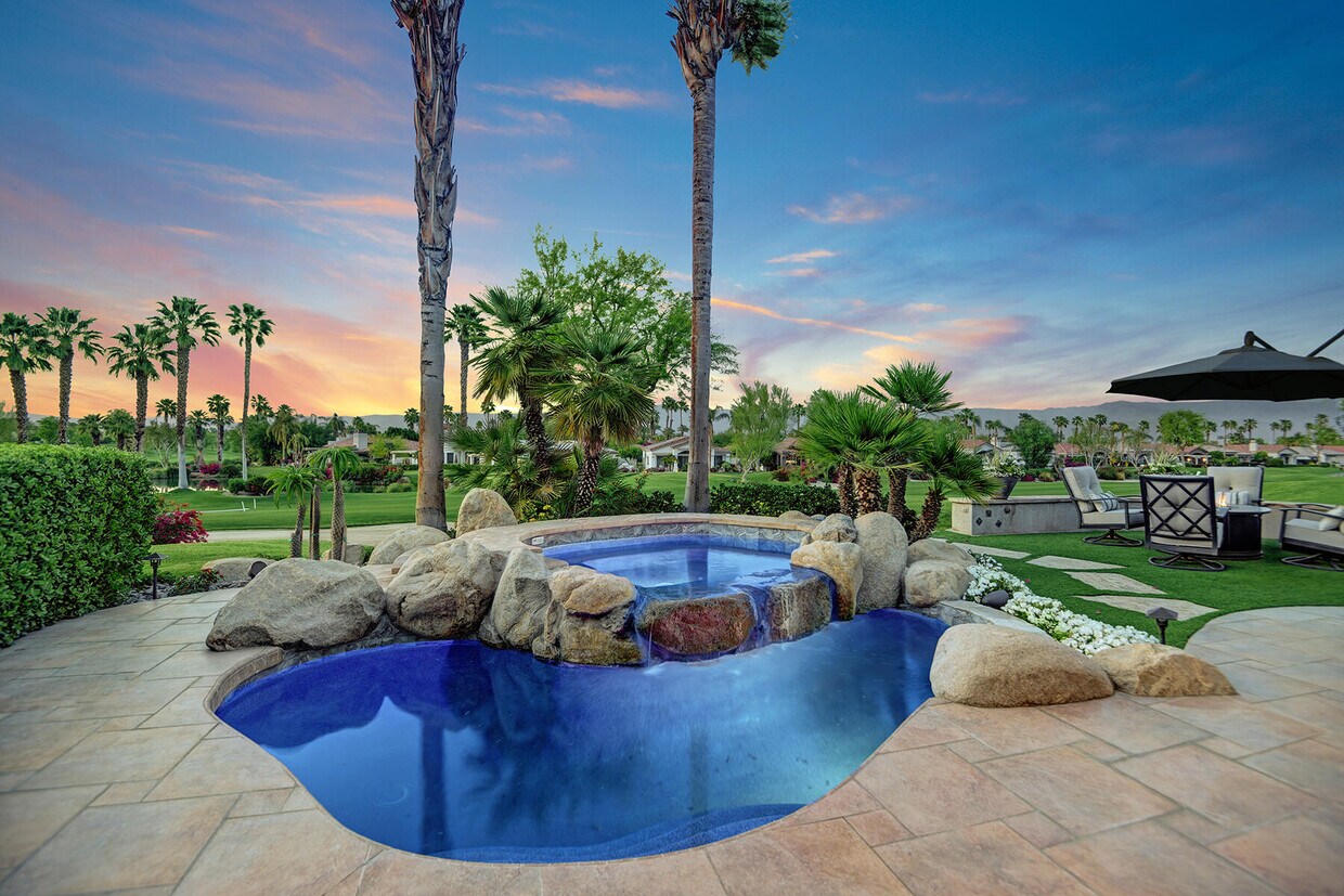 Primary Photo - 210 Gold Canyon Dr