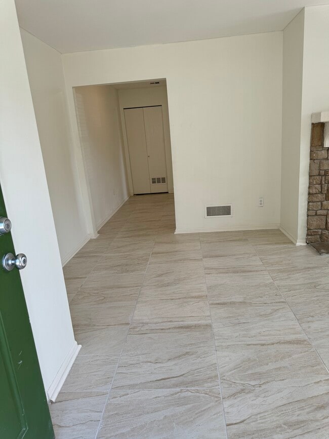 Foto del edificio - 8701