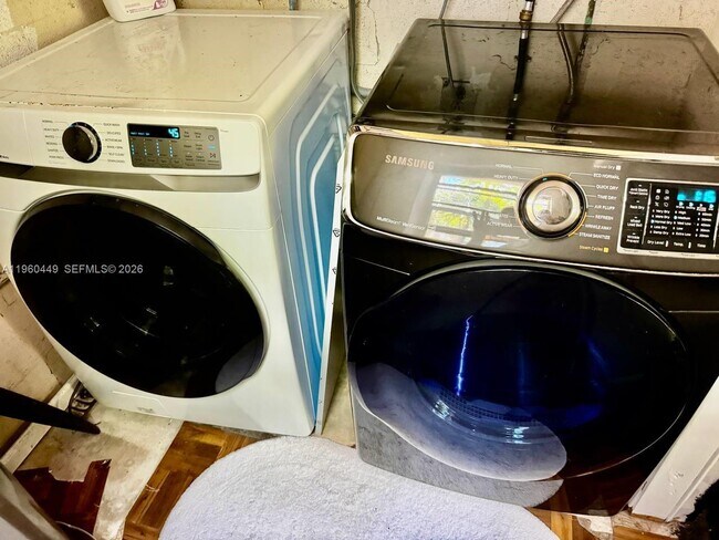 Foto del edificio - 1001 Three Islands Boulevard