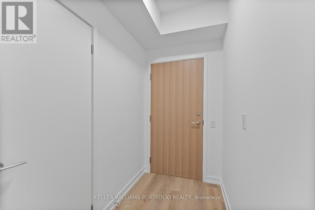 Building Photo - 395 Square One Dr