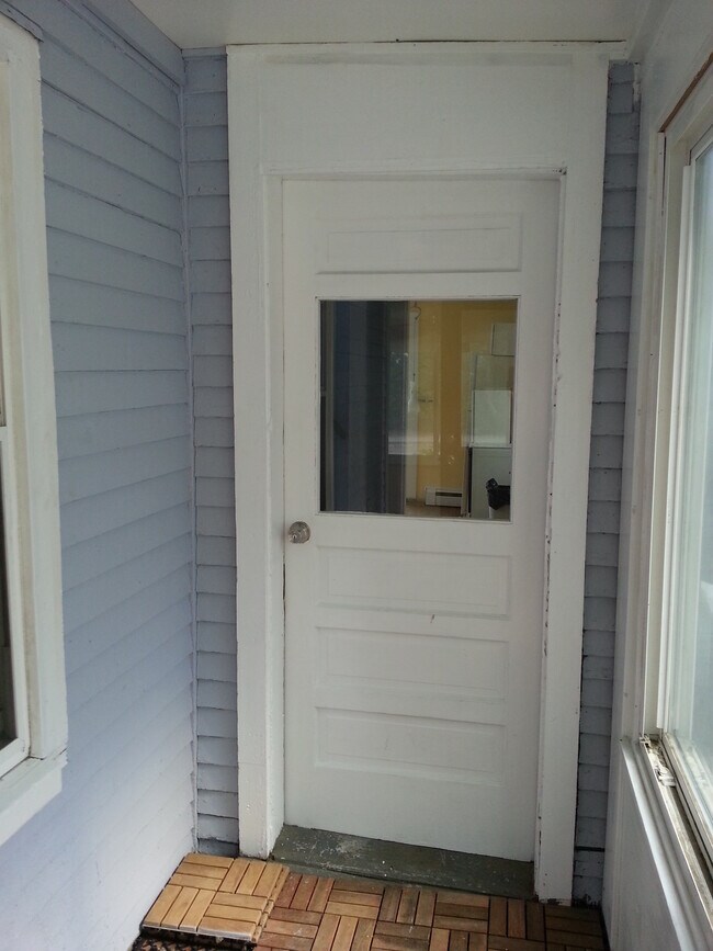 Foto del edificio - 34 Woodbury Ave